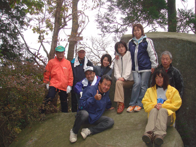 山頂にて